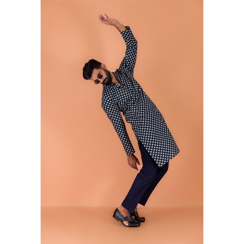 KISAH Men Navy Blue Printed Kurta & Pant (Set of 2) (38)