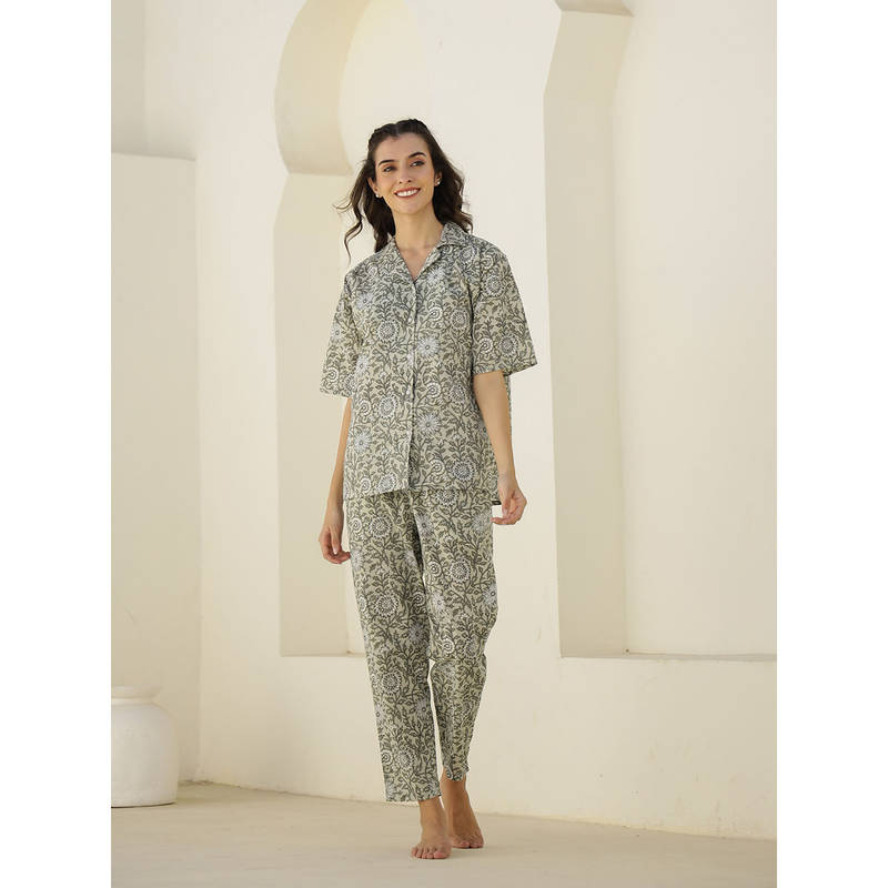 SANSKRUTIHOMES Women Cream Printed Night Suit (Set of 2) (S)