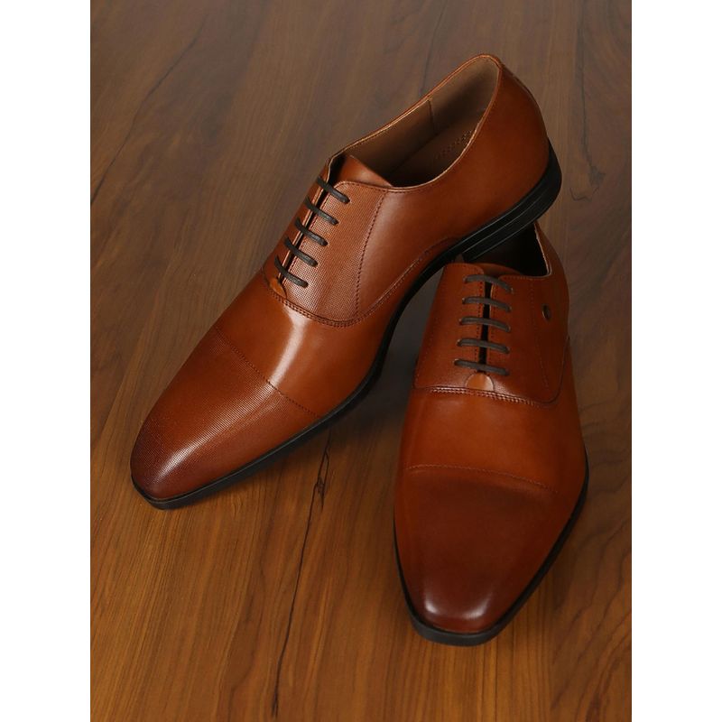 Louis Philippe Men Tan Leather Oxfords (UK 7)