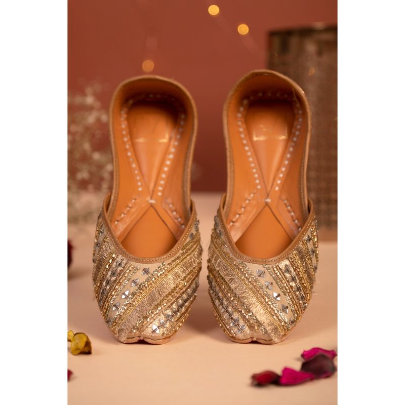 House of Vian Sehar Gold Embellished Juttis (EURO 39)