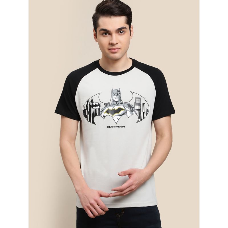 Free Authority Men Batman Half Sleeve Light Grey T-Shirt (M)
