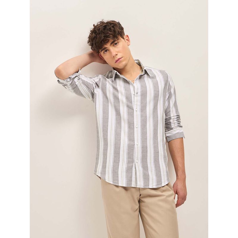 THE BEAR HOUSE Men Striped Slim Fit Casual Shirt (L)