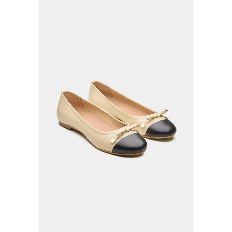 Oroh Women Beige Grimsby Ballerina (EURO 36)