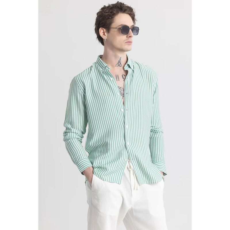 Snitch Men Green Stripes Cotton Blend Casual Shirt (XL)