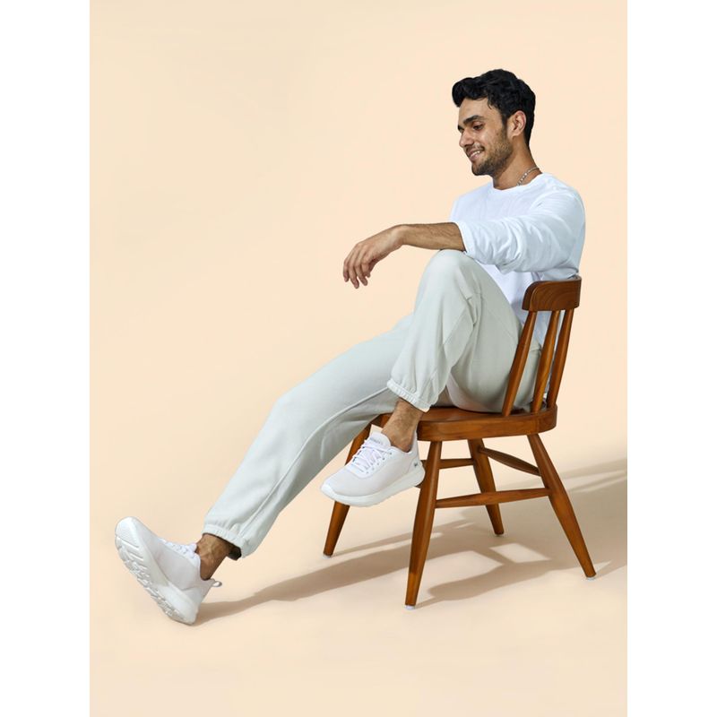 Neeman's Tread Basic White Sneakers (UK 8)