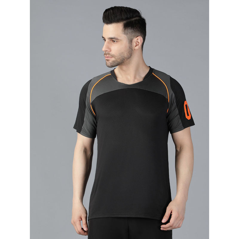 Shiv Naresh Black Colorblock Fitted Fit T-Shirt (36)