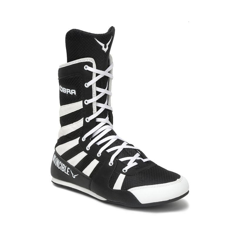 INVINCIBLE Black Cobra Boxing Shoes (UK 7)