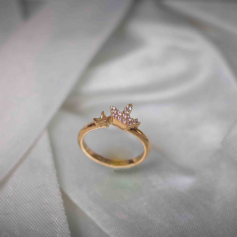 Gold ring queen on sale