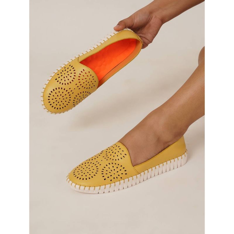 Sherrif Shoes Yellow Self Design Casual Loafers (EURO 38)