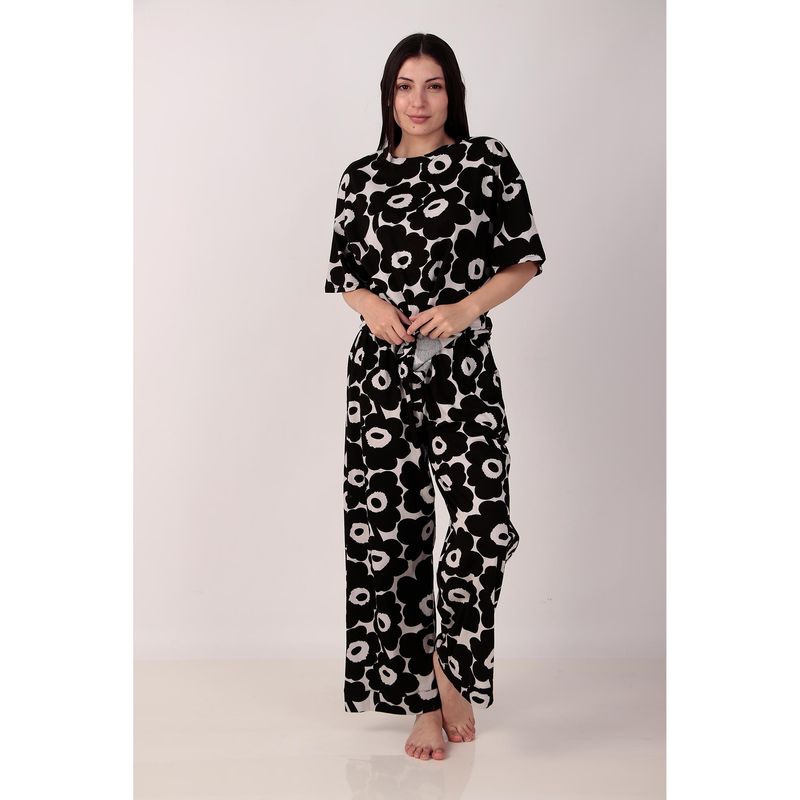 Masha Black Bloom Oversized Nightsuit (S)