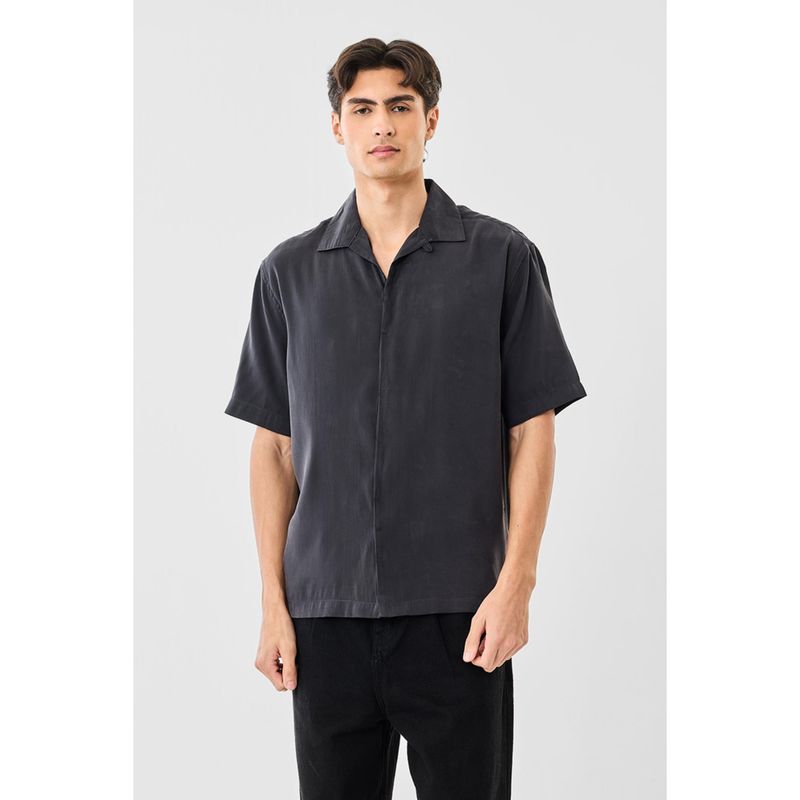 Snitch Men Black Solid Half Sleeves Boxy Casual Shirt (M)