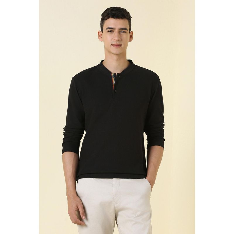 Allen Solly Men Black Textured Henley Neck T-shirt (S)