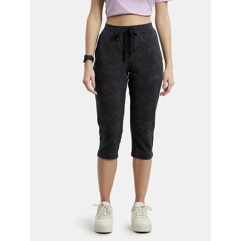 Jockey 1300 Women Super Combed Cotton Elastane Printed Capri - Black (M)