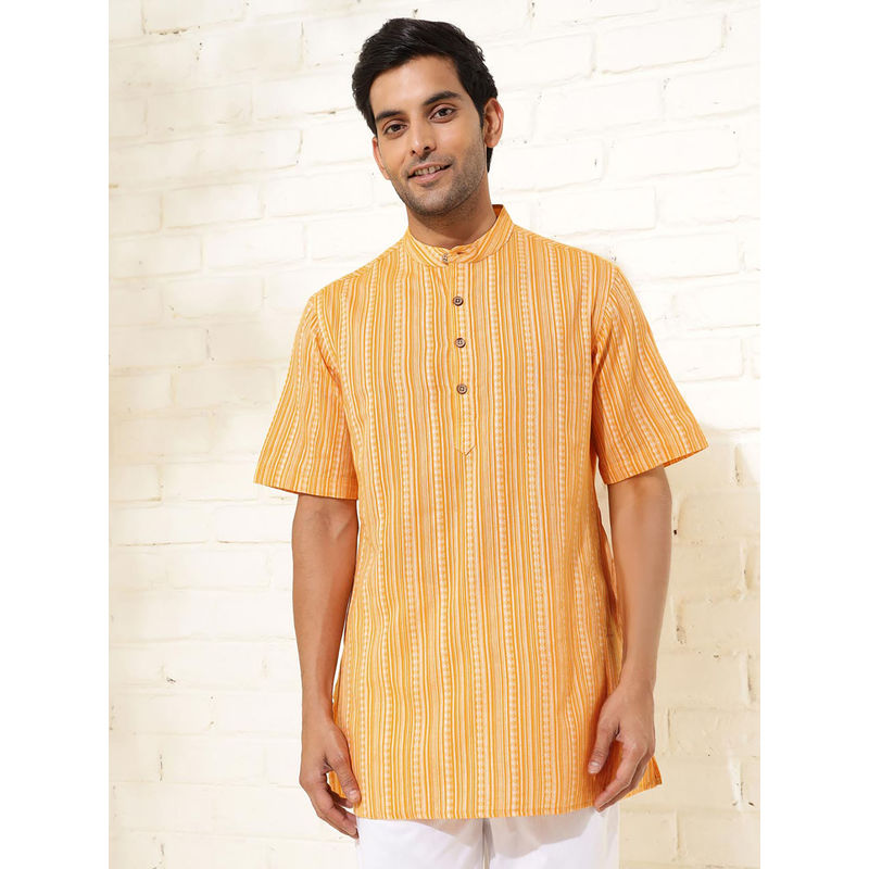 Fabindia Men Yellow Mandarin Collar Short Sleeves Kurta (XS)