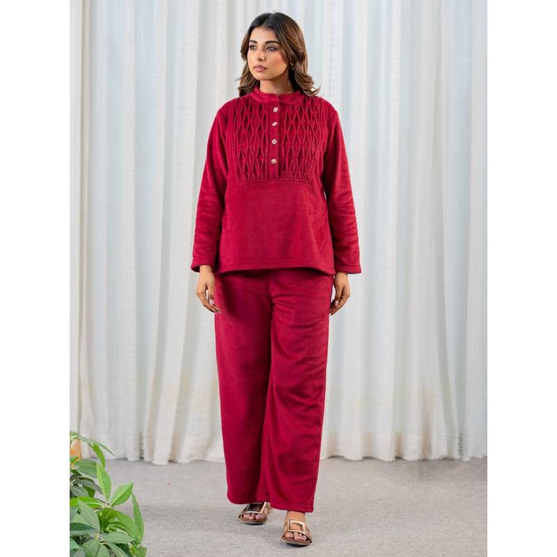 FEATHERS CLOSET Super Soft Maroon Pintuck Short Kurti Woollen With Pyjama (S/M)