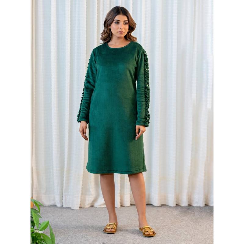 FEATHERS CLOSET Super Soft Emeraled Green Woollen Ruffle Sleeve Dress (S/M)