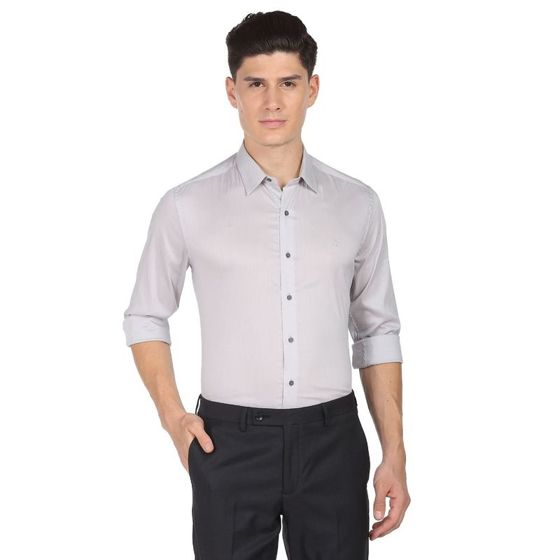 Arrow Newyork Men Light Grey Solid Sateen Weave Manhattan Slim Fit Formal Shirt (38)