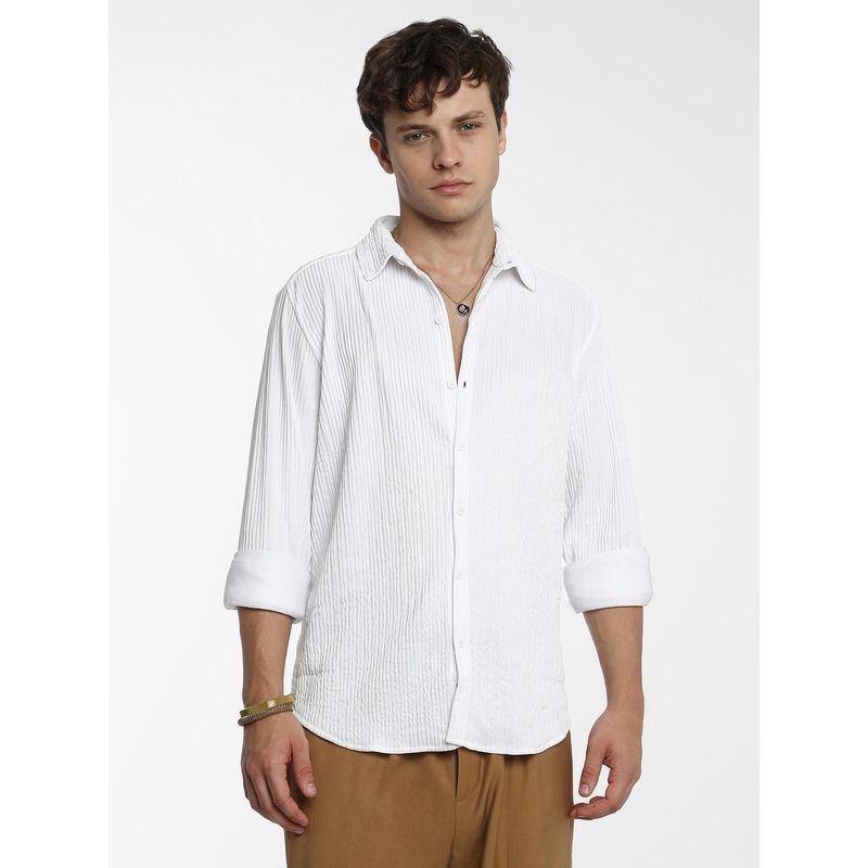 CAHOOT Men Powder White Solid Creased Shirt (M)