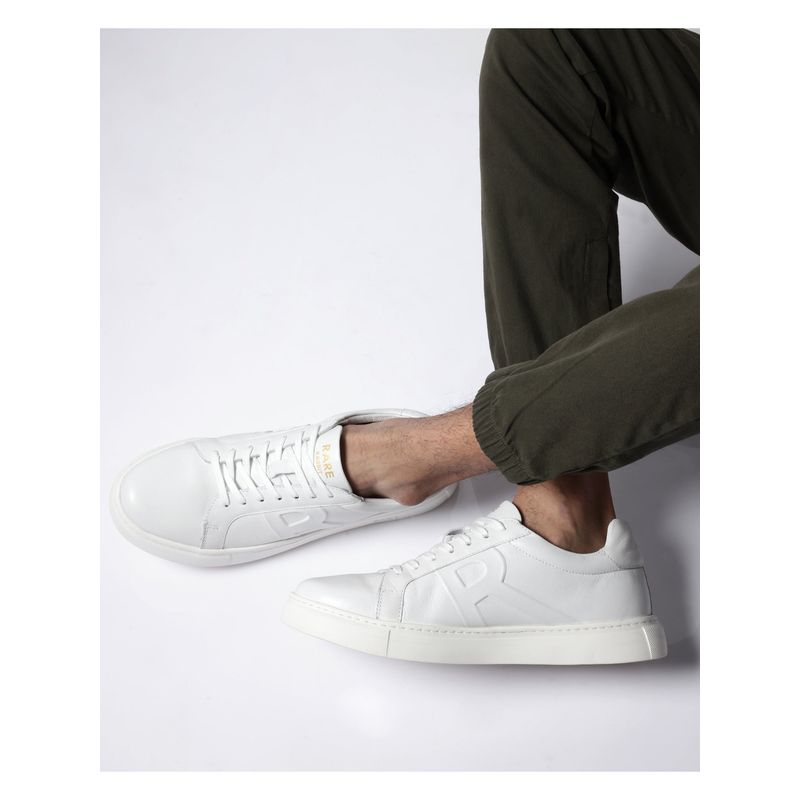 Rare Rabbit Odessa Primary White Genuine Leather Sneaker (UK 7)