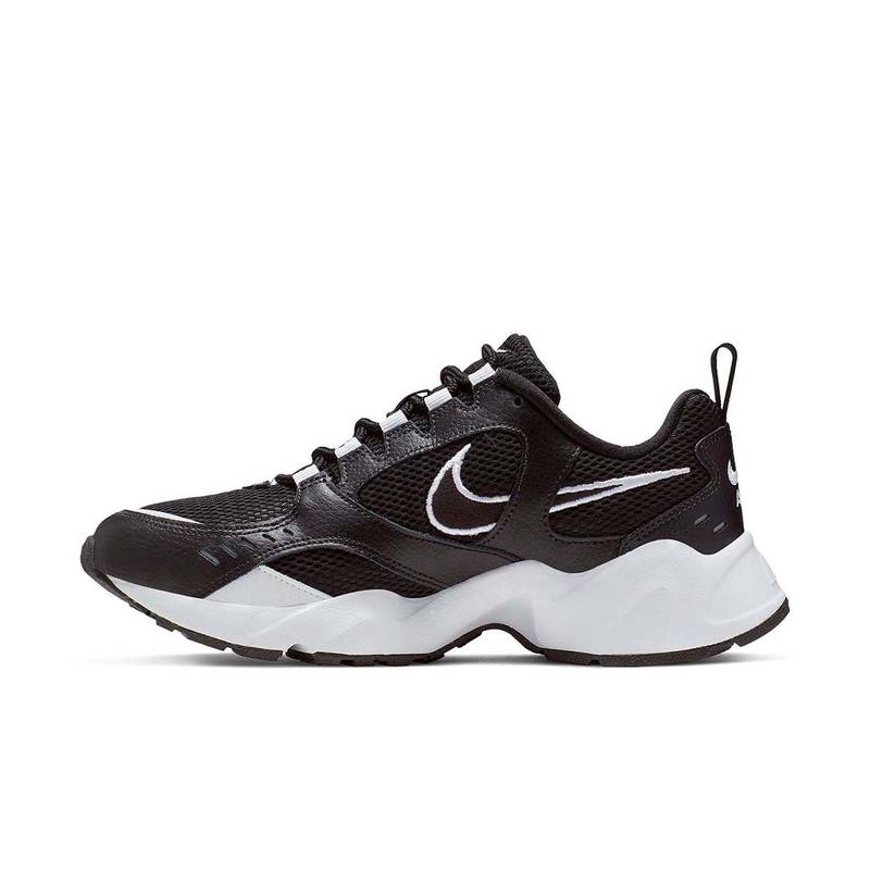 Nike Women's Air Heights Sneakers (UK 6 )