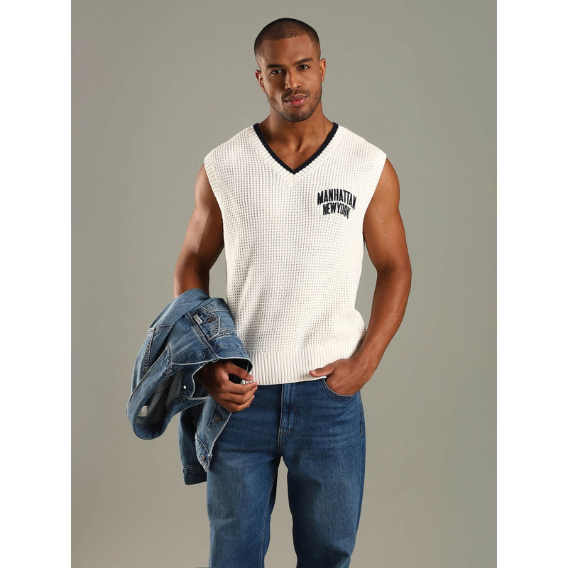 Tommy Hilfiger Men White Embroidered Regular Fit Cotton Sweatshirt (S)