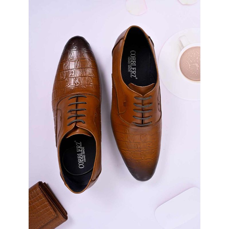 Cobblerz Men Tan Checked Oxfords (EURO 39)
