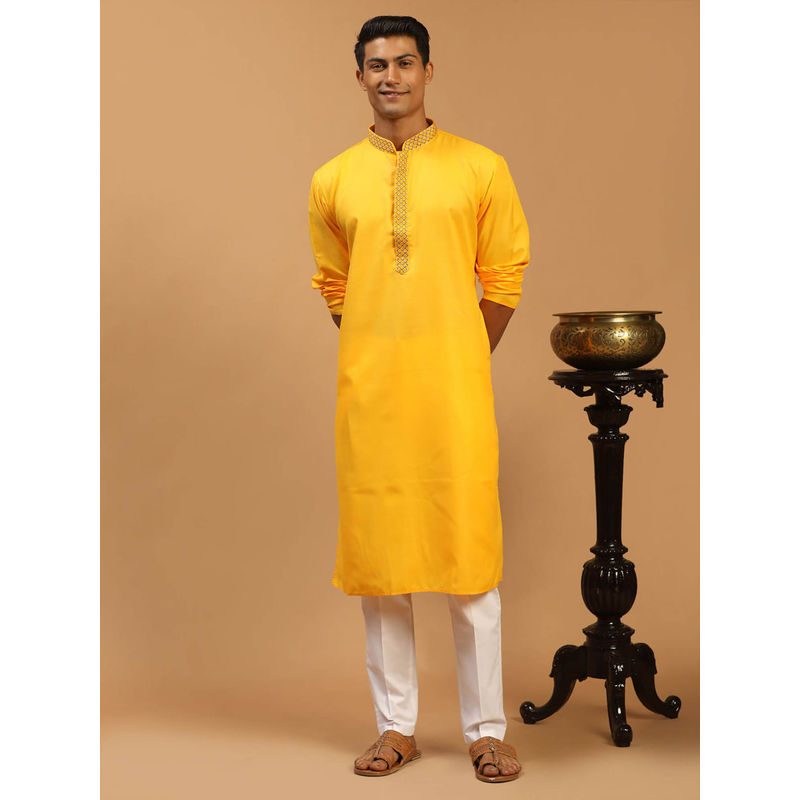 Vastramay Men Yellow Cotton Blend Kurta & Pyjama (Set of 2) (S)