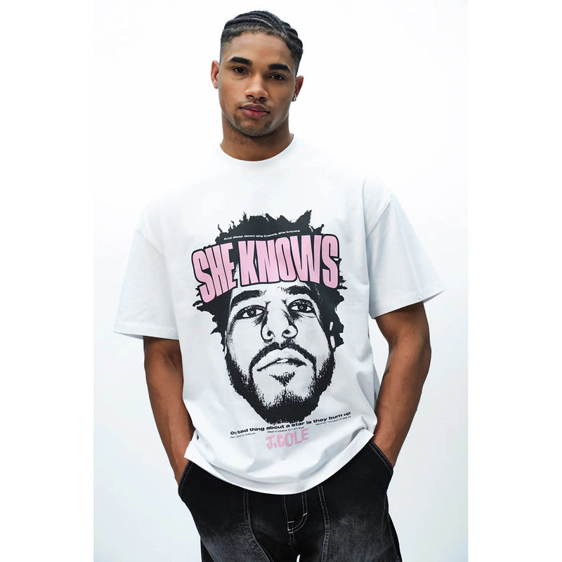 Bonkers Corner She Knows Oversized T-shirt (S)