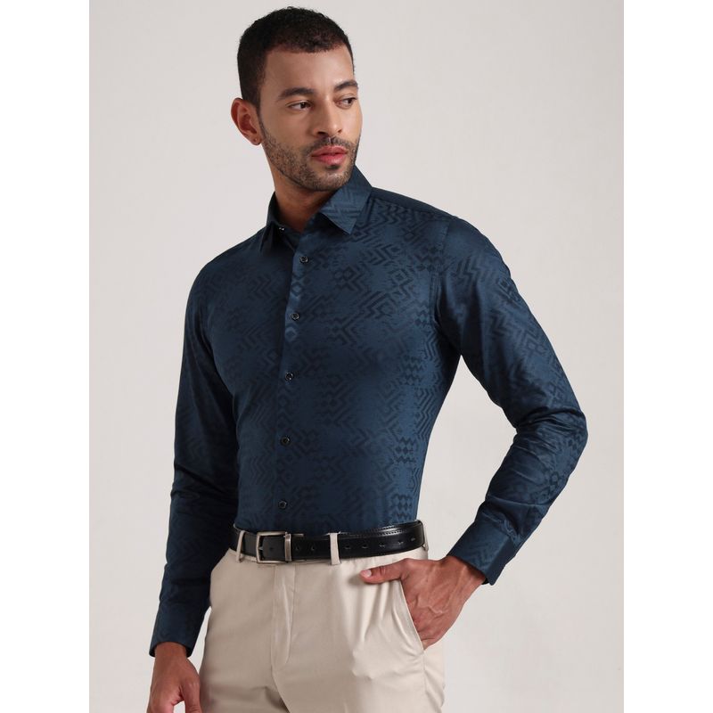 Wyre Men Blue Cotton Blend Geometric Slim Fit Party Wear Shirt (39)