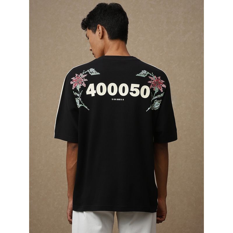 Mufti Men Cream Colorblock Loose Fit T-Shirt (L)