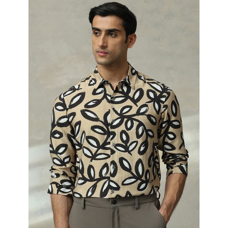 Mufti Men Beige Printed Slim Fit Shirt (XL)