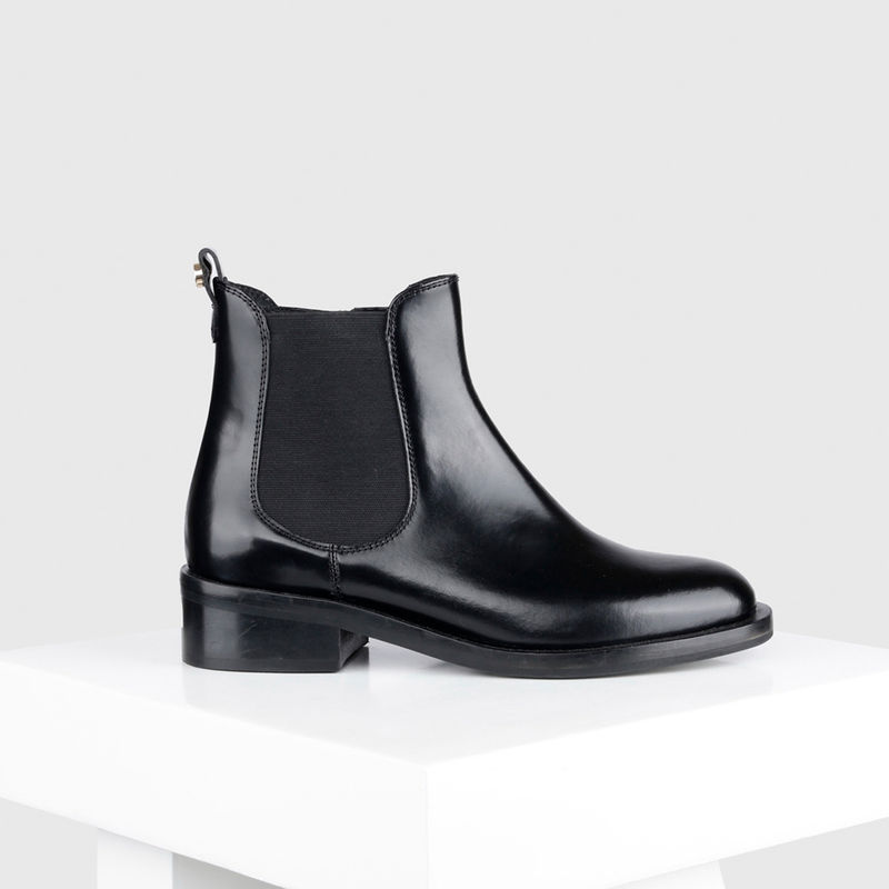 Oroh Cambrils Black Chelsea Boots (EURO 36)