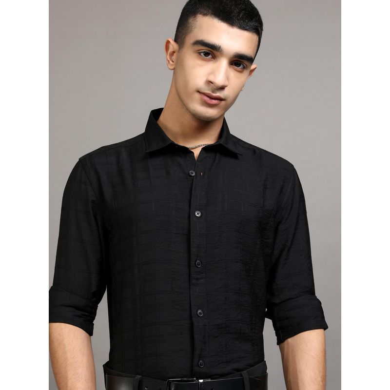 HIGHLANDER Men Black Viscose Textured Slim Fit Formal Shirt (XL)