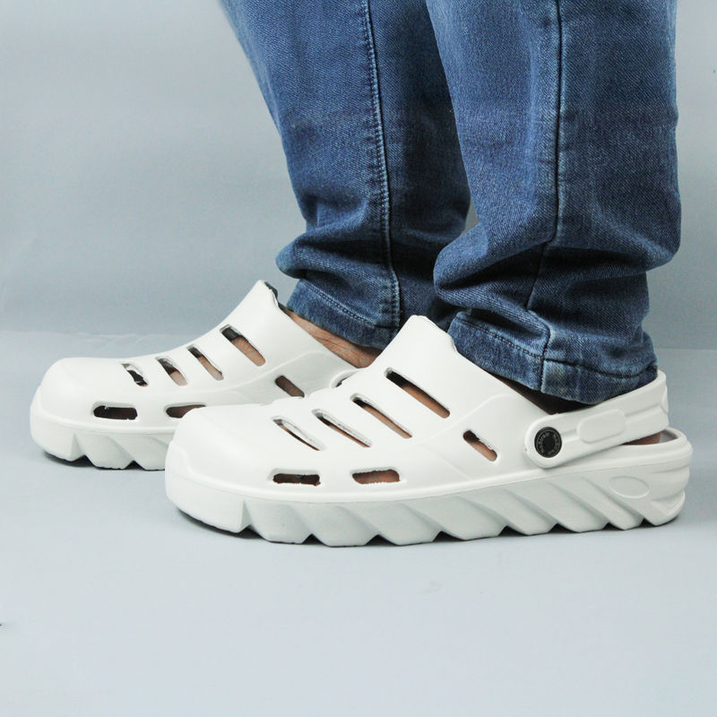 NoStrain Mens White Waterproof Street Clogs (UK 6)