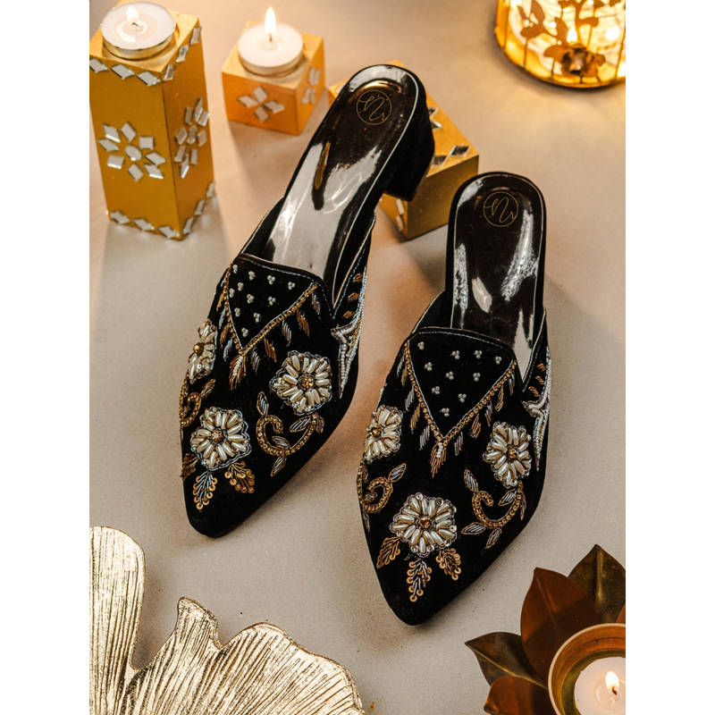 NR BY NIDHI RATHI Womens Black Embroidered Mules Heels (EURO 37)