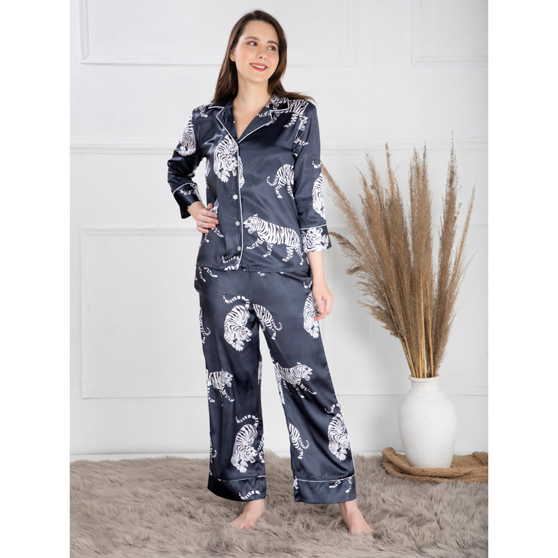 EZME STUDIO Sierra Black Tiger Print Shirt and Pyjama (Set of 2) (XS)