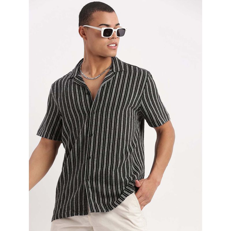 SHOWOFF Mens Short Sleeves Cuban Collar Vertical Stripes Black Shirt (S)