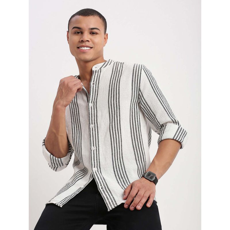 SHOWOFF Mens Long Sleeves Mandarin Collar Vertical Stripes White Shirt (L)