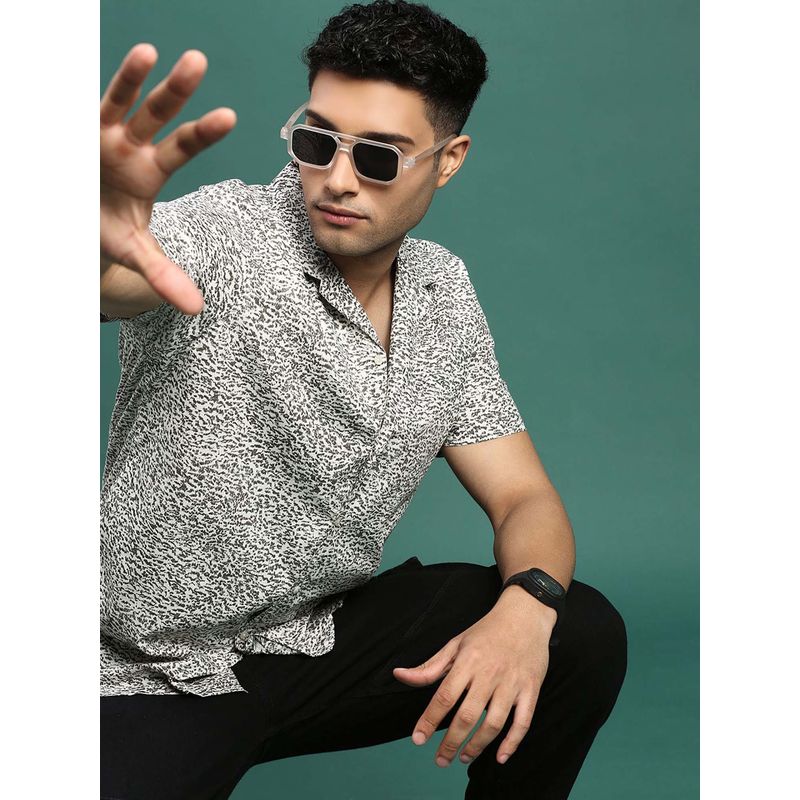 SHOWOFF Mens Cuban Collar Abstract Off White Relaxed Fit Shirt (M)