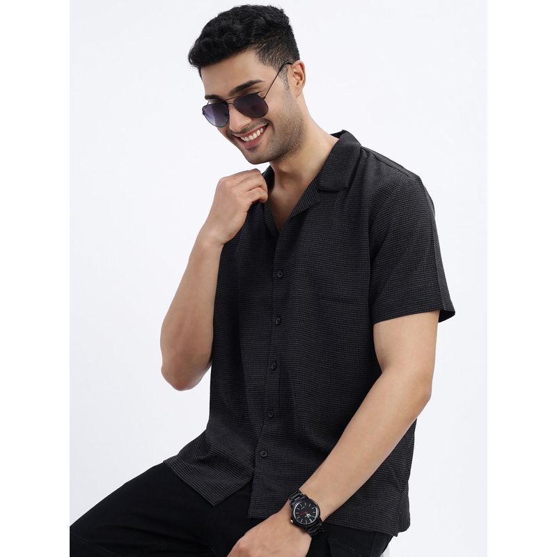 SHOWOFF Black Textured Cuban Collar Relaxed Fit Shirt (S)