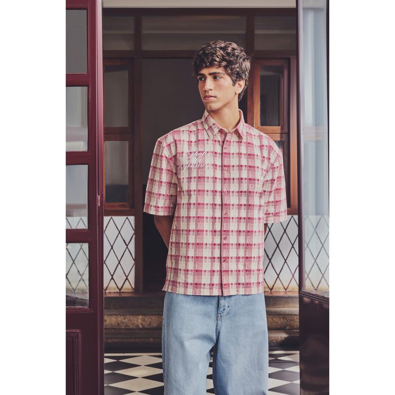 Snitch Red Checks Half Sleeves Boxy Shirt (XS)