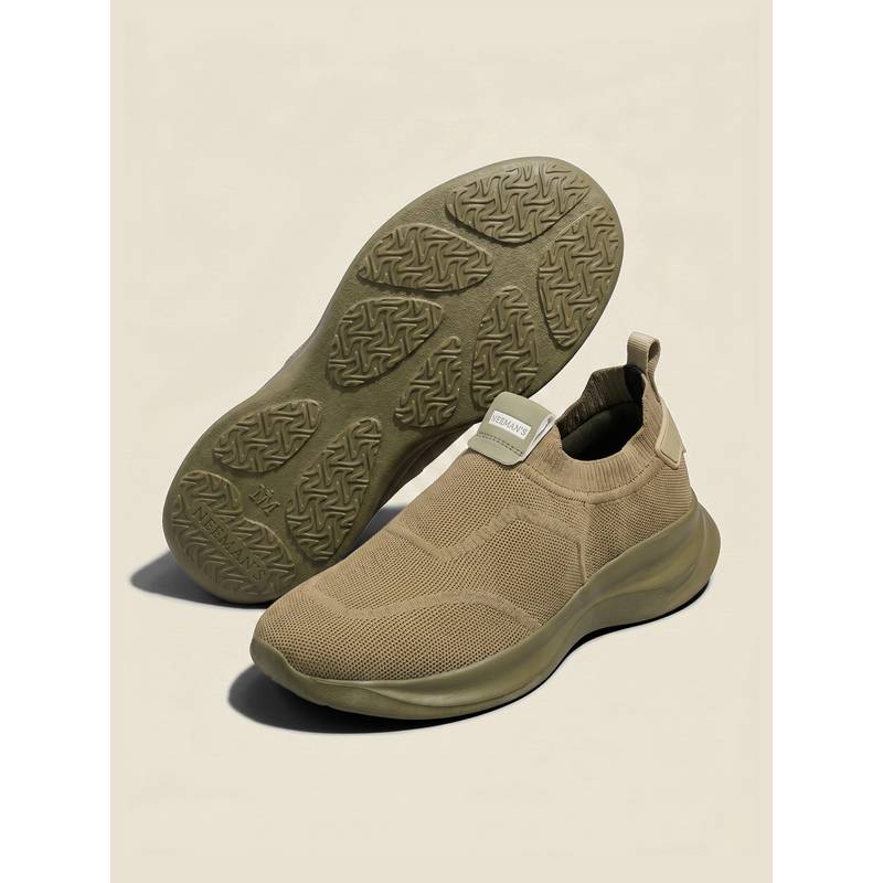 Neeman's Unisex Olive Sole Max Cush Slip On Walking Shoes (UK 4)