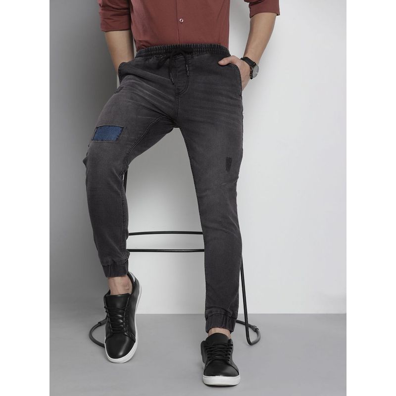The Indian Garage Co Men Slim Fit Solid Mid-Rise Stretchable Denim Joggers (28)