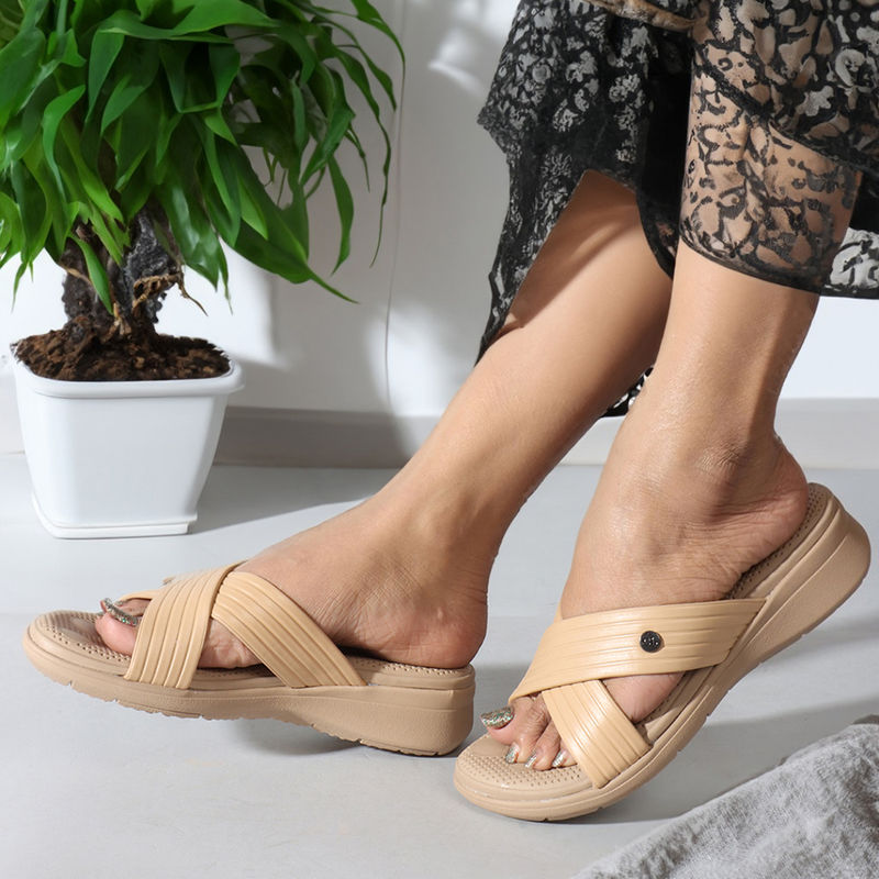Carlton London Beige Solid Women Comfort Slider (EURO 36)