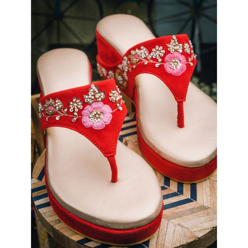 NR BY NIDHI RATHI Embellished Red Wedges (EURO 40)