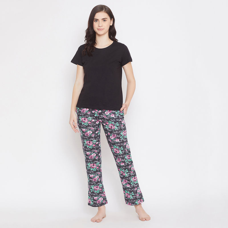 Clovia Cotton Chic Basic Top & Printed Pyjama - Black (XL)