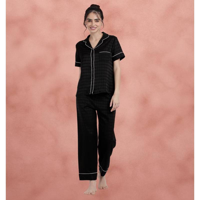 Shyaway Black White Geometric Printed Satin Shirt with Pajama (2XL)