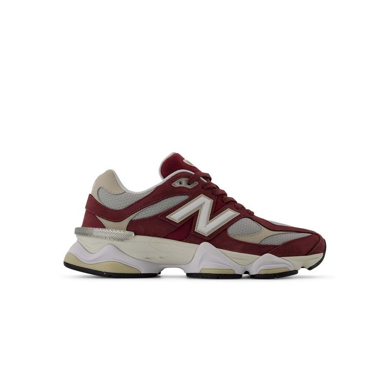 New Balance Unisex 9060 Casual Sneakers (UK 6.5)