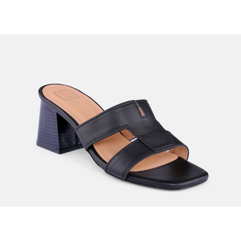 Heel Your Sole Nemo Black Heels (EURO 36)