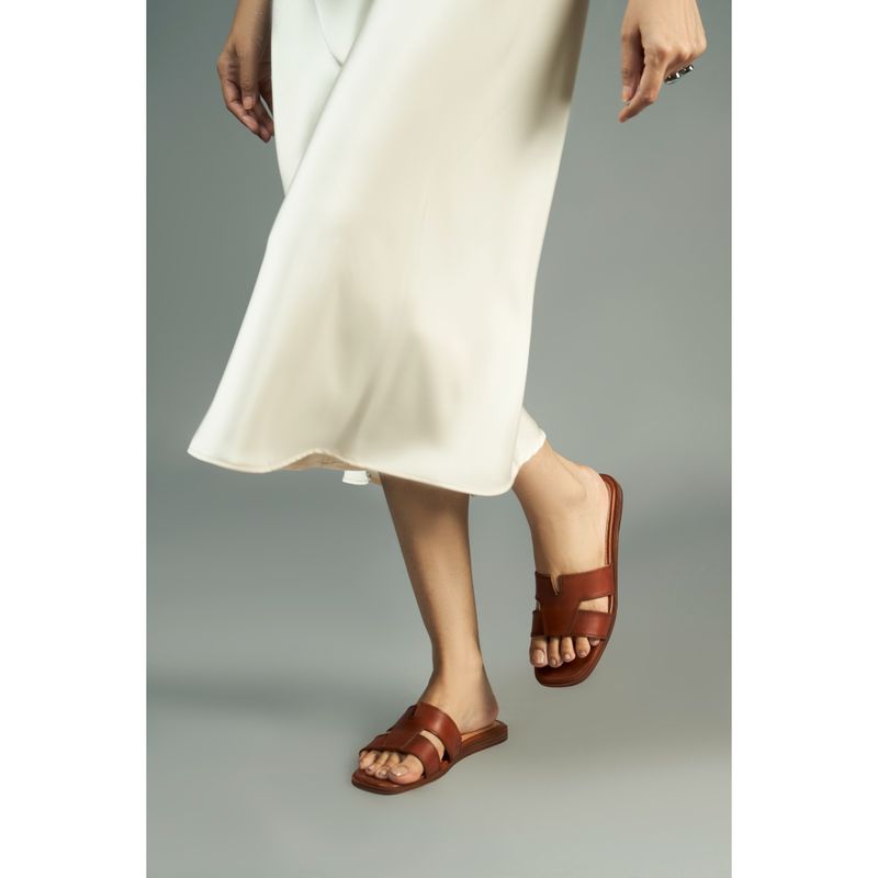 Heel Your Sole Dory Tan Sandals (EURO 36)